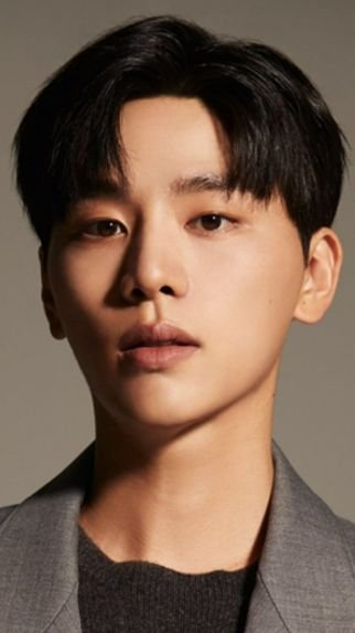Kim Woo SeokKim Woo seokDramaaddict