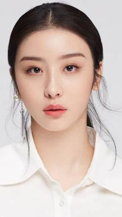 Zhao Xiaotang foto de primer plano retrato de la cantante y actriz china