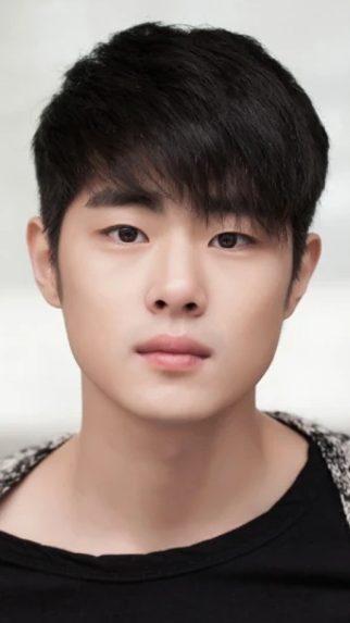 Foto de rostro del actor Jo Byung gyu