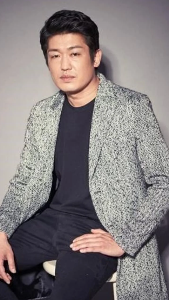 Heo Sung-tae, conocido actor de dramas asiáticos.