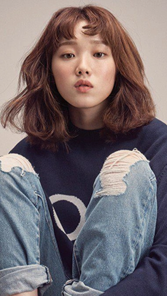 Lee Sung-kyung, conocida por sus papeles en 'Weightlifting Fairy Kim Bok-joo' y 'Dr. Romantic 2'.