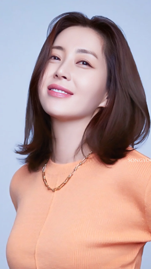 Song Yoon-ah, reconocida actriz en dramas asiáticos.