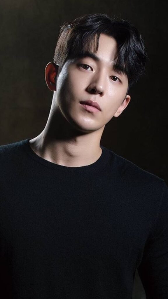 Nam Joo-hyuk, conocido por sus papeles en populares K-dramas como 'Twenty-Five Twenty-One'.